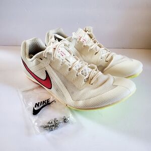 NWOT Nike White and Pink Track Shoes Size 9